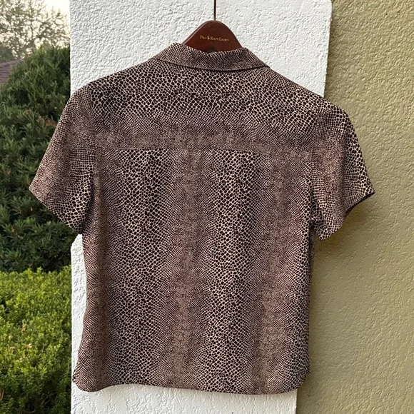 Crazy Horse Liz Claiborne Patterned Woman’s Button Down Shirt - Picture 5 of 7